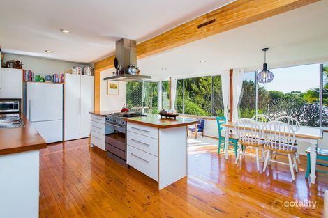 35 Deakin Ave, Southport, QLD 4215