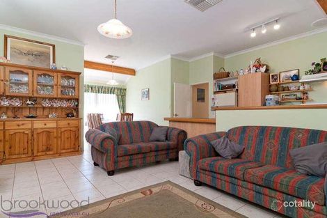 Property photo of 5 Reiger Way Mundaring WA 6073