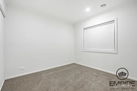 Property photo of 6 Khaki Street Clyde VIC 3978