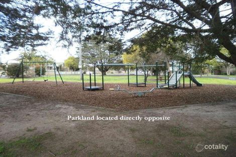 Property photo of 23 Girton Crescent Manifold Heights VIC 3218