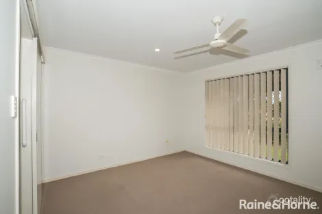 Property photo of 4 Pembridge Circuit Urraween QLD 4655