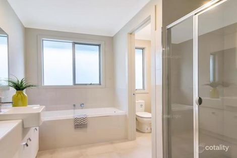 Property photo of 30 The Parkway Klemzig SA 5087