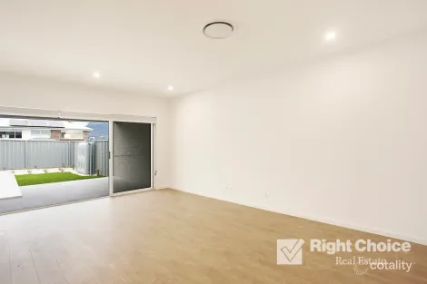 Property photo of 10 Riversleigh Street Stream Hill NSW 2526