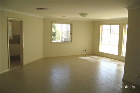 Property photo of 42 Kaloona Drive Bourkelands NSW 2650