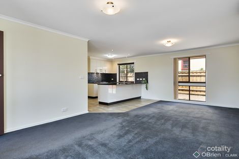 Property photo of 1/3 Neerim Street Drouin VIC 3818