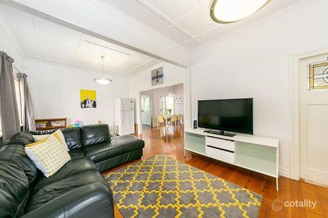 Property photo of 30 Lochaber Street Dutton Park QLD 4102