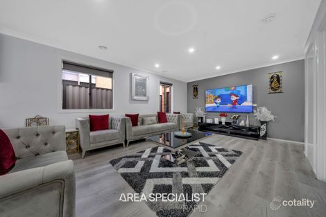 Property photo of 38 Botham Crescent Pakenham VIC 3810