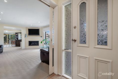 Property photo of 74 Mitford Crescent Craigieburn VIC 3064