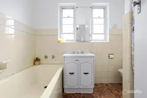 Property photo of 19 Lang Avenue Pagewood NSW 2035