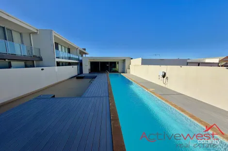 Property photo of 4/285 Foreshore Drive Geraldton WA 6530