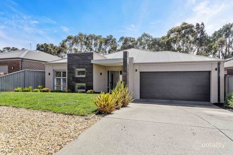 21 St Mirren Dr, Nerrina, VIC 3350