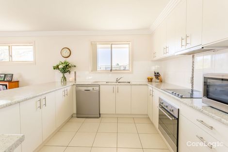 Property photo of 14 Birch Drive Emerald QLD 4720