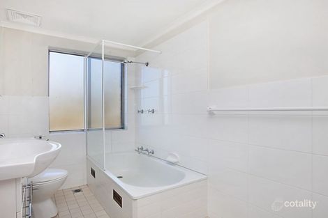 Property photo of 7/5 Fairway Close Manly Vale NSW 2093