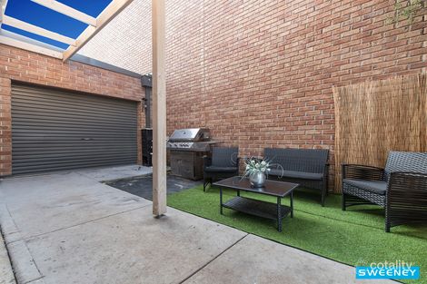 Property photo of 80 Jindabyne Avenue Taylors Hill VIC 3037