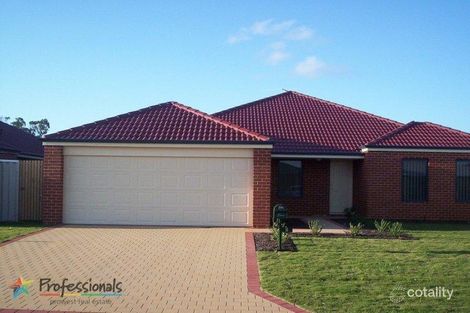 8 Whitehaven Ave, Secret Harbour, WA 6173