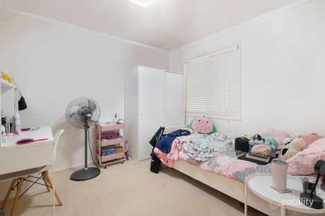 Property photo of 33 Sophie Avenue Broadbeach Waters QLD 4218