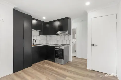 Property photo of 33 Dickens Road Wetherill Park NSW 2164