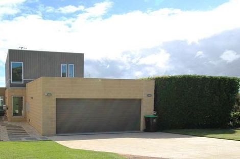 13 Earle St, Port Fairy, VIC 3284