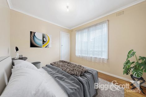 Property photo of 32 Latimer Street Noble Park VIC 3174