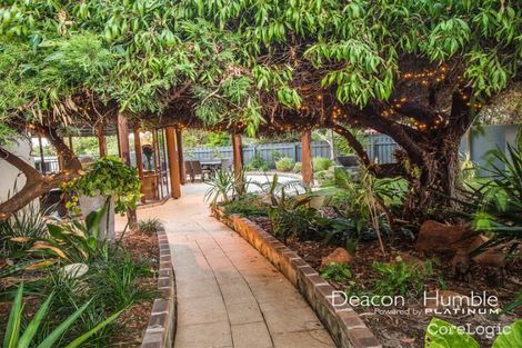 Property photo of 1 The Crest Woodvale WA 6026