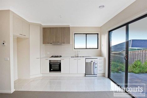 Property photo of 12/3 Manor View Pakenham VIC 3810