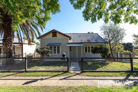 2 Kildare St, Turvey Park, NSW 2650