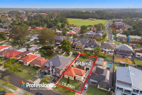 8 Laundess Ave, Panania, NSW 2213