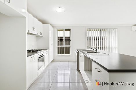 Property photo of 24 Minorca Circuit Hamlyn Terrace NSW 2259