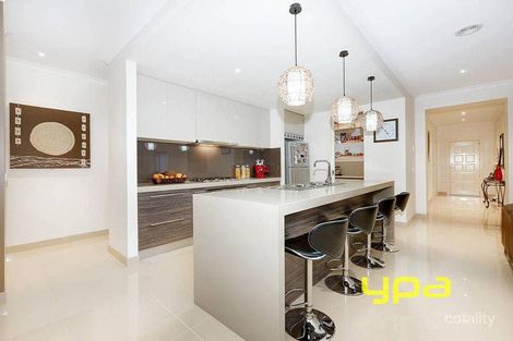 Property photo of 18 Roma Court Taylors Hill VIC 3037