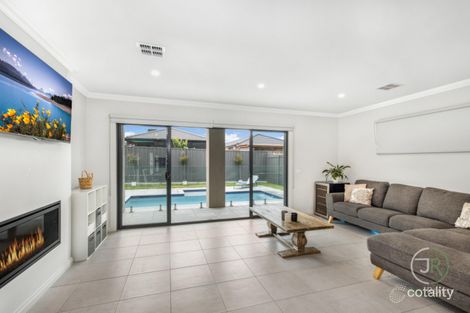 Property photo of 24 Knightsford Avenue Clyde VIC 3978