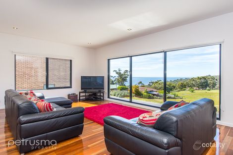 Property photo of 82 Suncoast Drive Blackmans Bay TAS 7052