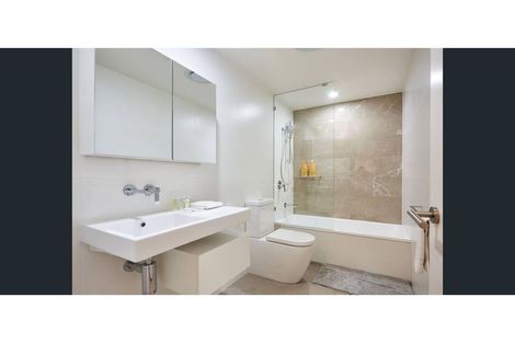 Property photo of 114/9-17 Norfolk Avenue Surfers Paradise QLD 4217