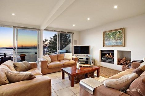 Property photo of 2 Mytton Grove Brighton VIC 3186