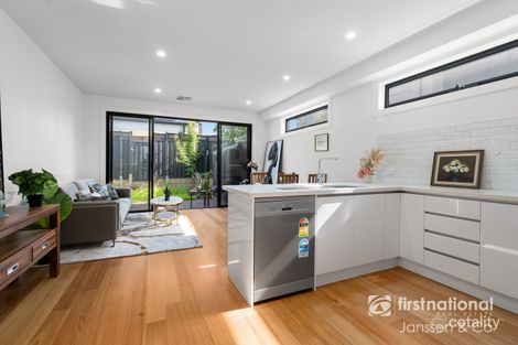 Property photo of 1/4 Albert Street Oak Park VIC 3046