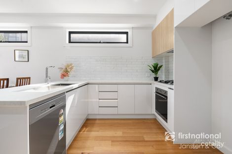 Property photo of 1/4 Albert Street Oak Park VIC 3046