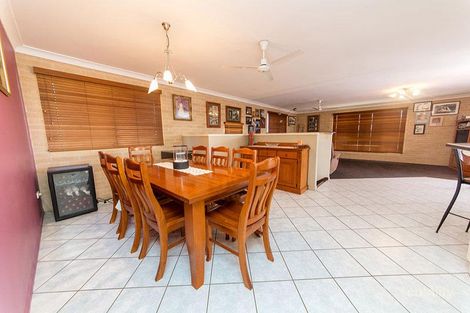 Property photo of 17 Grantleigh Close Rockyview QLD 4701