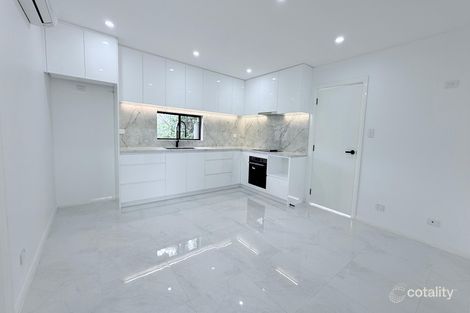 Property photo of 9 Baudin Crescent Fairfield West NSW 2165