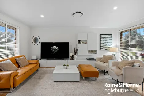 Property photo of 20 Naylor Place Ingleburn NSW 2565