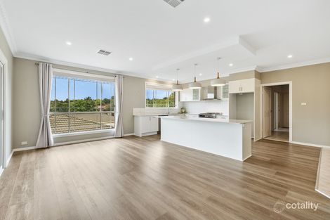 Property photo of 10 Lexcen Avenue Nicholls ACT 2913