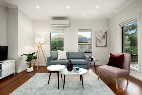 Property photo of 2/158 Warrigal Road Camberwell VIC 3124