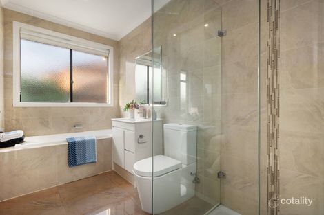 Property photo of 2/158 Warrigal Road Camberwell VIC 3124