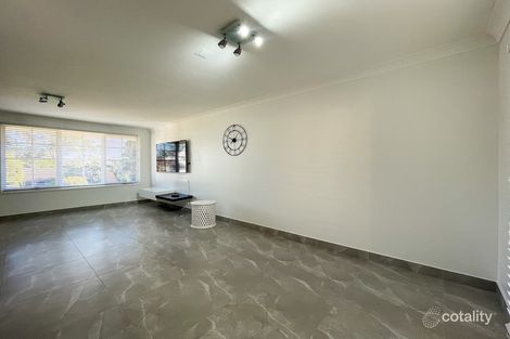 Property photo of 12 Giles Crescent Ruse NSW 2560
