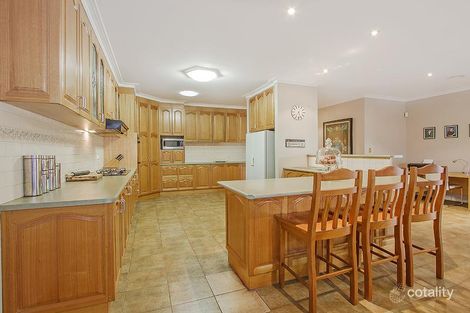 Property photo of 30 Leichardt Close Taylors Lakes VIC 3038