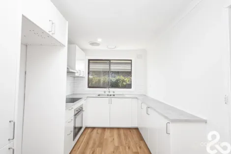 Property photo of 6/1 Rochdale Square Lalor VIC 3075