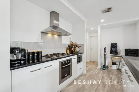Property photo of 26 Holdsworth Avenue Aveley WA 6069
