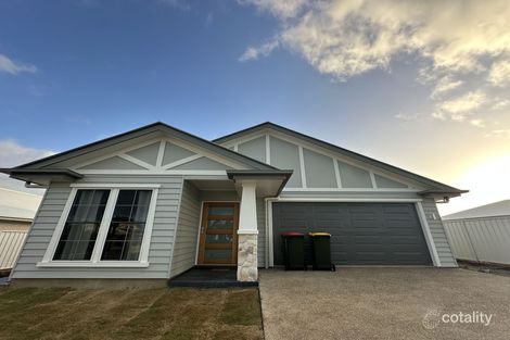 9 Coral Cove Dr, Coral Cove, QLD 4670