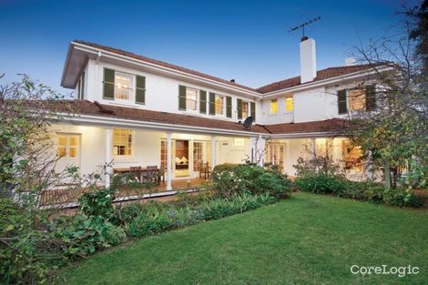 Property photo of 405 Barkers Road Kew VIC 3101