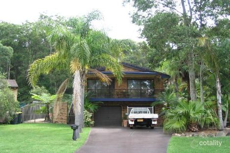 8 Rutherglen Pl, Macquarie Hills, NSW 2285