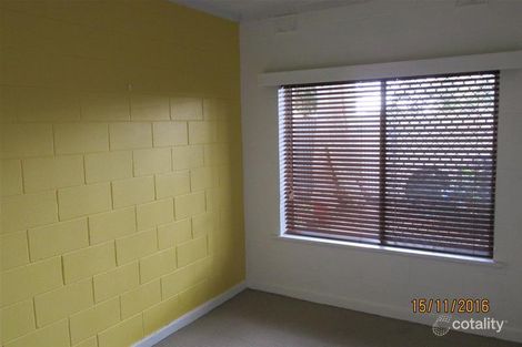 Property photo of 10 Emerson Road Black Forest SA 5035