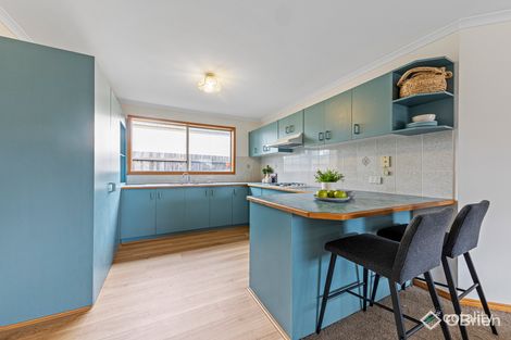 Property photo of 11 Rosewin Court Berwick VIC 3806